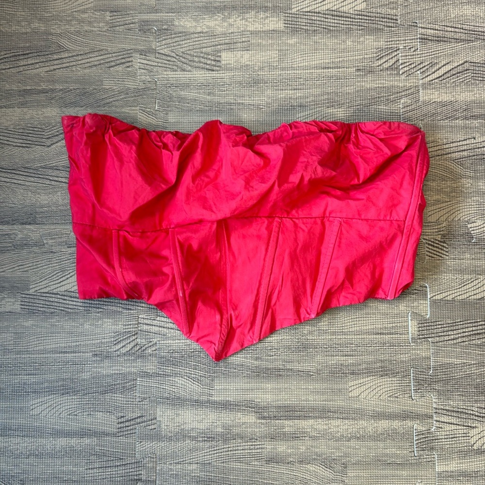 PRINCESS POLLY RED CORSET LIKE STRAPLESS TOP BUTTON UP BACK SIZE US 8